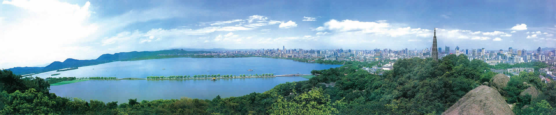 Travel from Shanghai to Hangzhou is the best option for a cool weekend getaway from Shanghai. Explore all the top attractions on this Hangzhou tour package from Shanghai including the most amazing Impression West lake show.