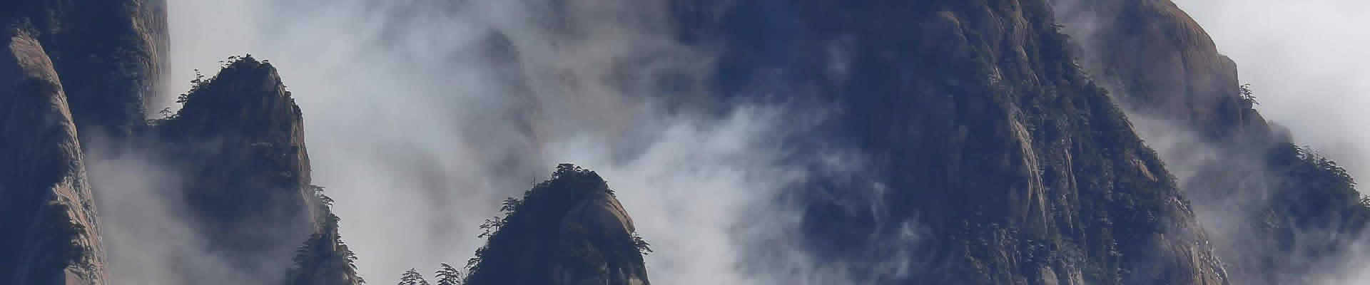 This is a wonderful tour for all the travelers, you will fell in love with the chinese natural landscape in East China from Shanghai by high-speed train. Such as Hangzhou and Huangshan and Qiandaohu Lake.