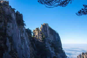 6 Days Shanghai Huangshan (Yellow Mountain) Natural Beauty Tour By Train