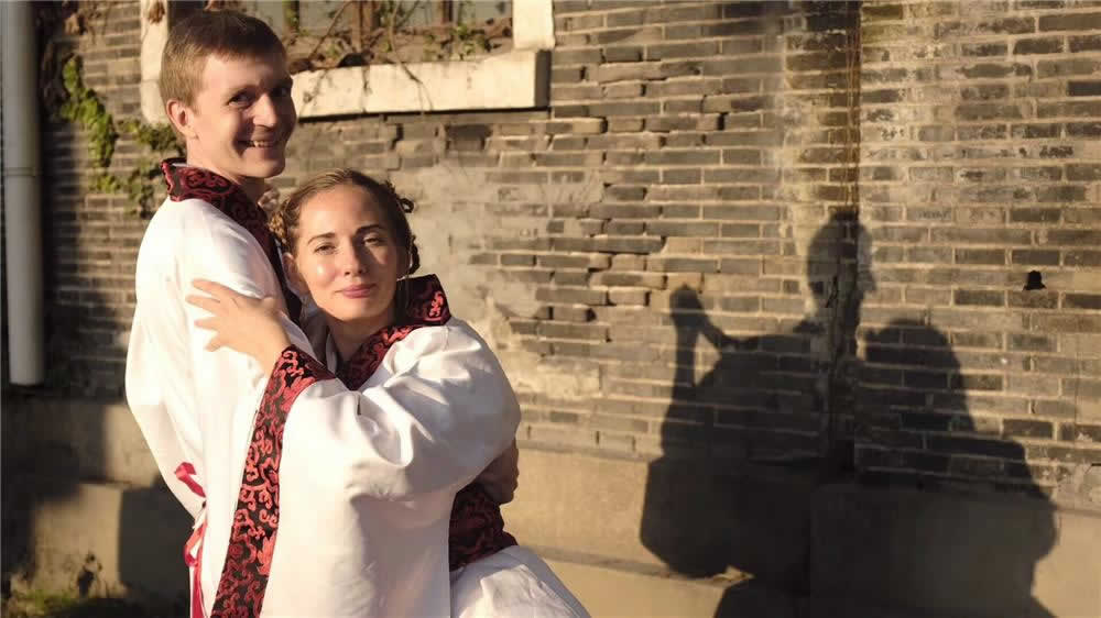 2 Days Private Shanghai Old and New Landmarks Vacation Package