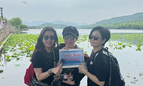 Shanghai to Hangzhou Day Trip by High-Speed Train: Dragon Well Tea Plantation and Cultural Tour
