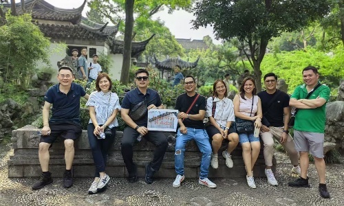 9-Day Shanghai Suzhou Hangzhou Huangshan Tour Package with Private Guide: Timeless Beauty of Eastern China