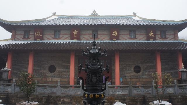 Zhenru_Temple_2.jpg