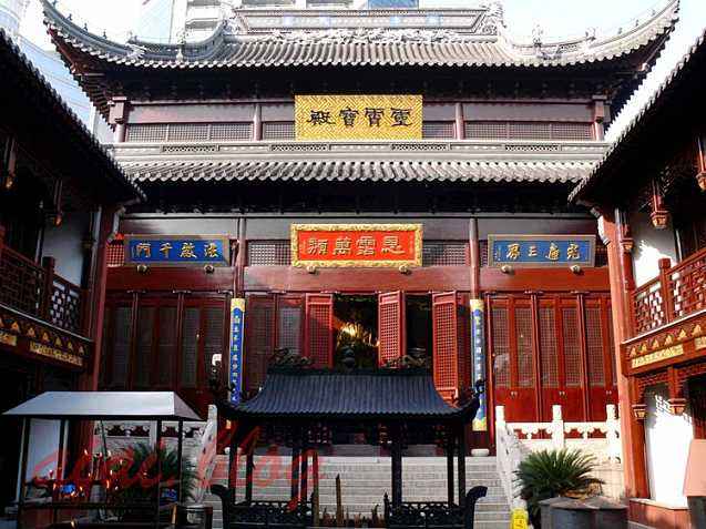 Shanghai_Baiyun_Taoist_Temple_3.jpg