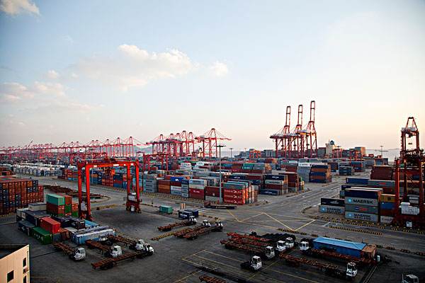 Yangshan_Port_1.jpg