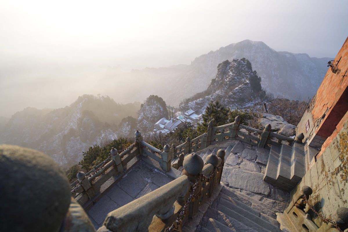 Wudang_Golden_Summit_1.jpg