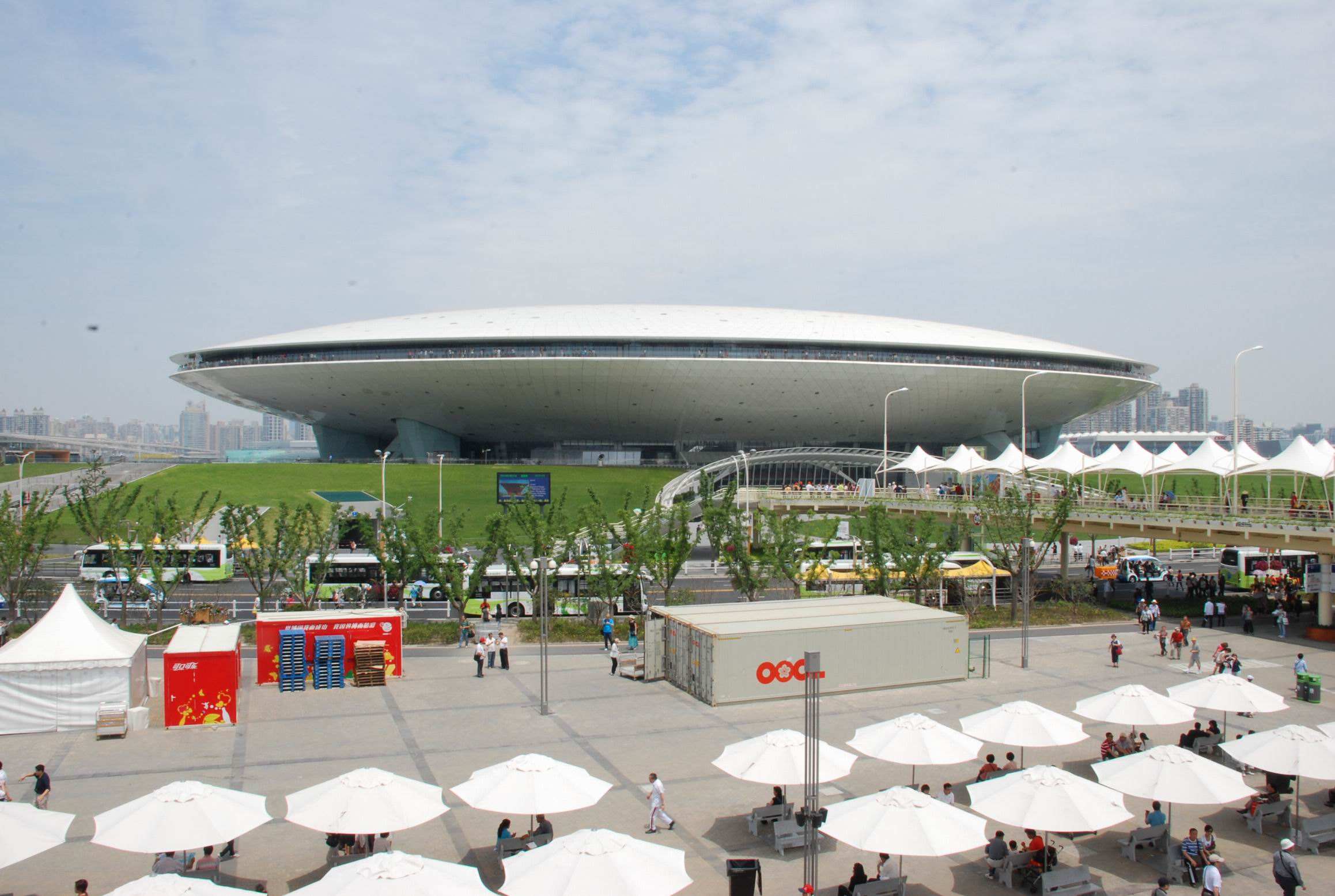 Shanghai_Mercedes_Benz_Arena_1.jpg