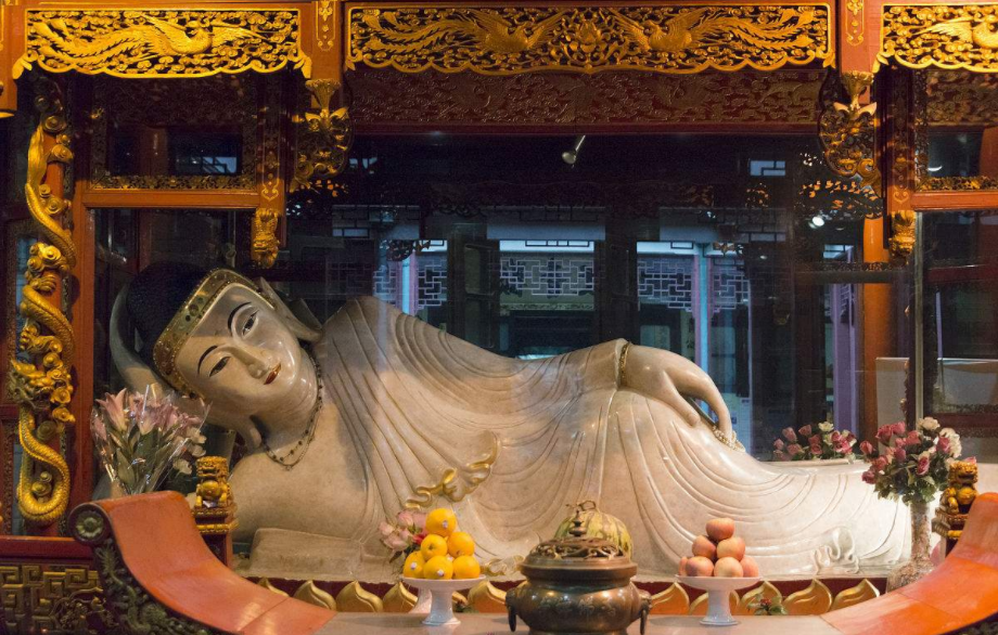 shanghai tour includes Jade Buddha Temple.png