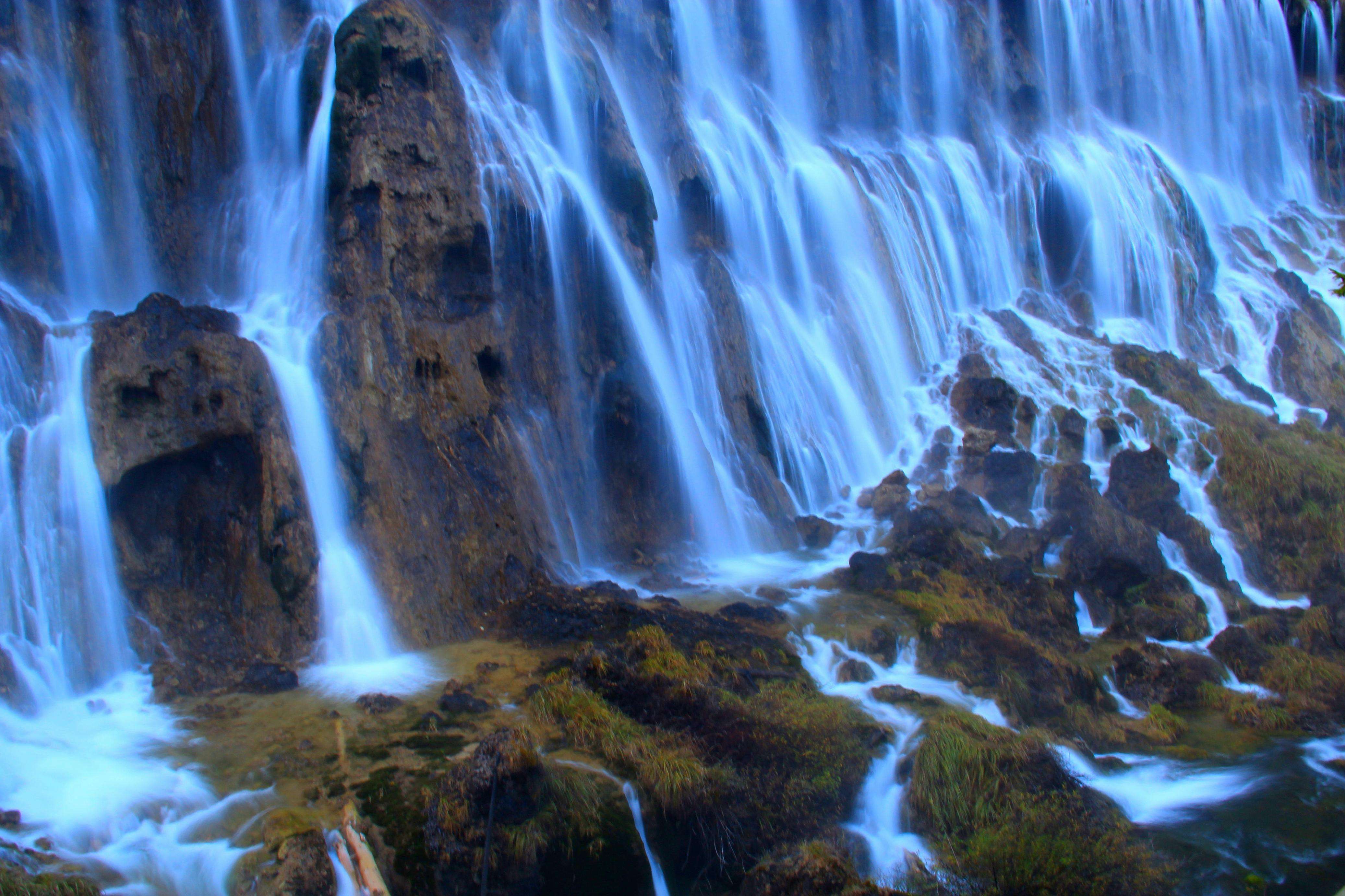 Nuorilang_Waterfall.jpg