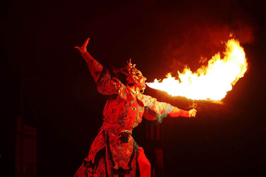 Sichuan_Opera_show_1.jpg