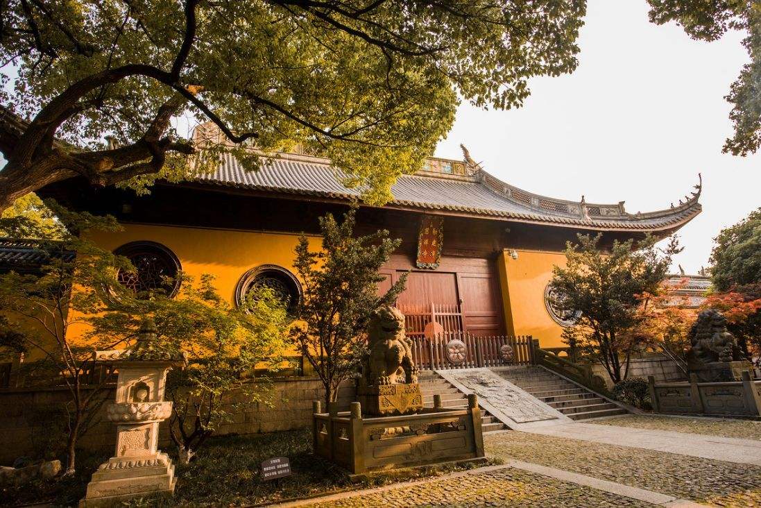 Shanghai tour includes lingyin temple.jpg