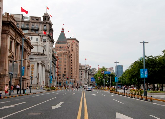 The Bund in Shanghai_01.png