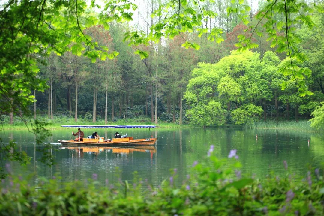 West-oar-boat