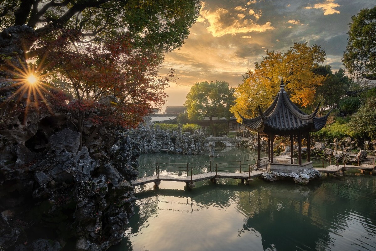Su-Lion-Grove-Garden