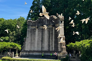 Sun-Yatsen-Mausoleum-Nanjing
