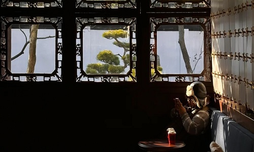 Bar-Café-Experience-at-Pingjiang-Road-or-Shantang-Street-su