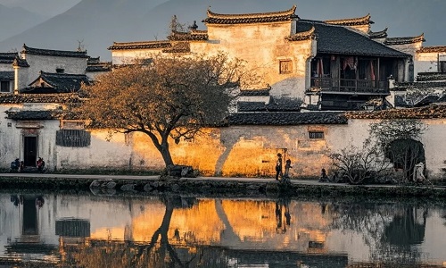 hongcun-village