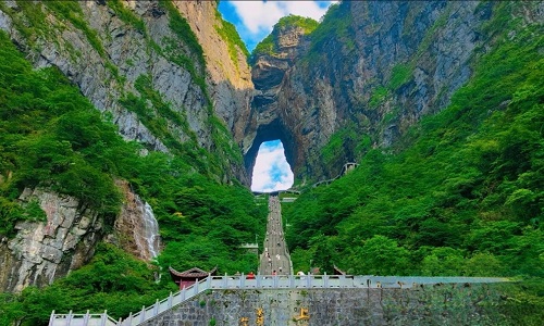 Tianmen-mountain