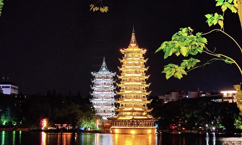 Riyue-Shuangta-Cultural-Park-guilin
