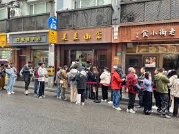 Lai-Lai-Xiaolong2