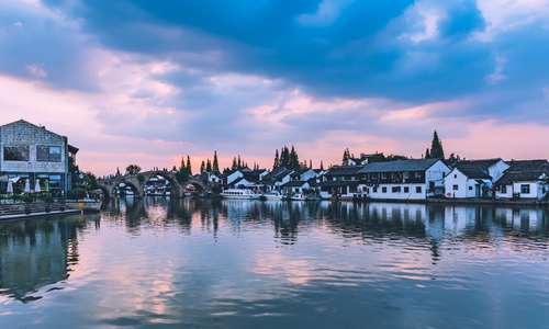 Zhujiajiao-Water-Town-Day-Tour