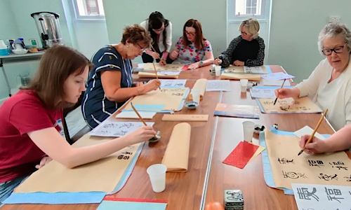 Embrace-the-Art-of-Calligraphy-in-xian Embrace-the-Art-of-Calligraphy-in-xian